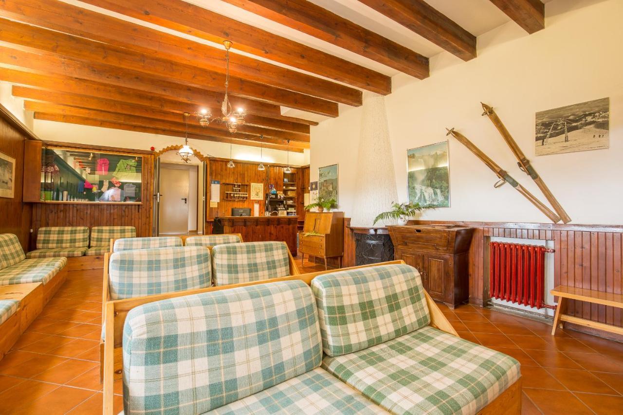 טרמינילו Hotel La Piccola Baita מראה חיצוני תמונה