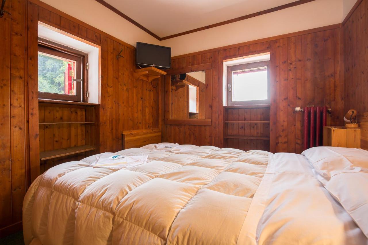 טרמינילו Hotel La Piccola Baita מראה חיצוני תמונה