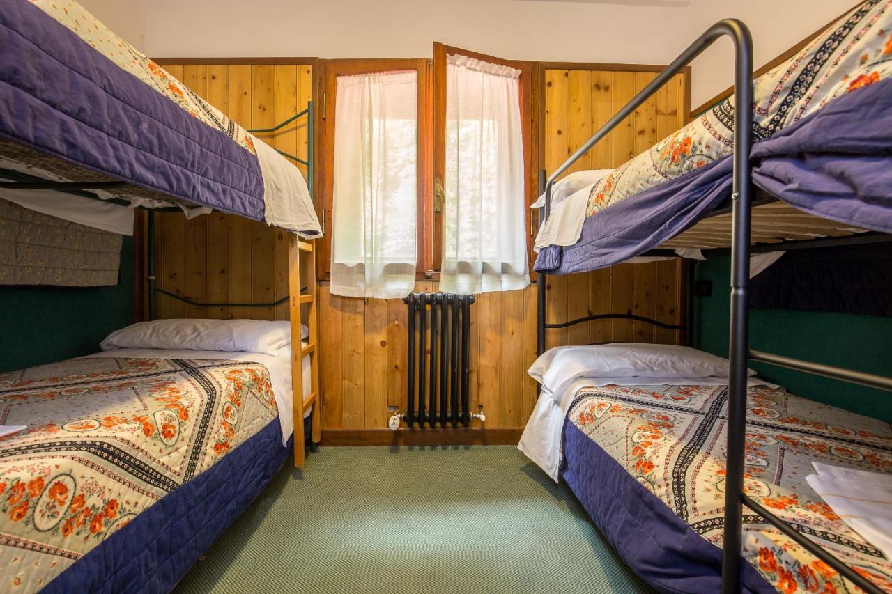 טרמינילו Hotel La Piccola Baita מראה חיצוני תמונה