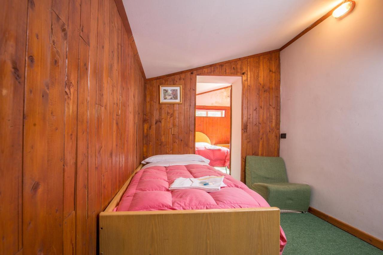 טרמינילו Hotel La Piccola Baita מראה חיצוני תמונה
