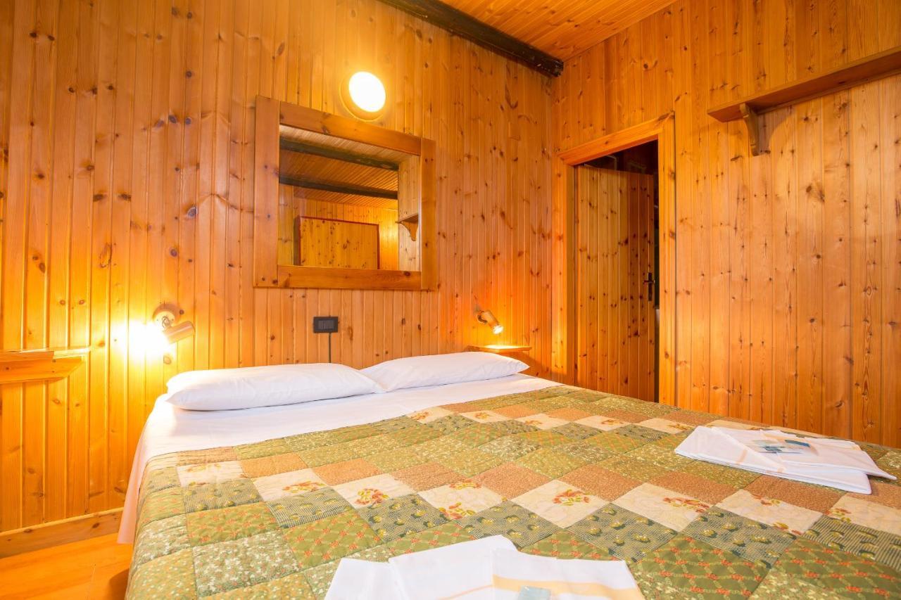 טרמינילו Hotel La Piccola Baita מראה חיצוני תמונה