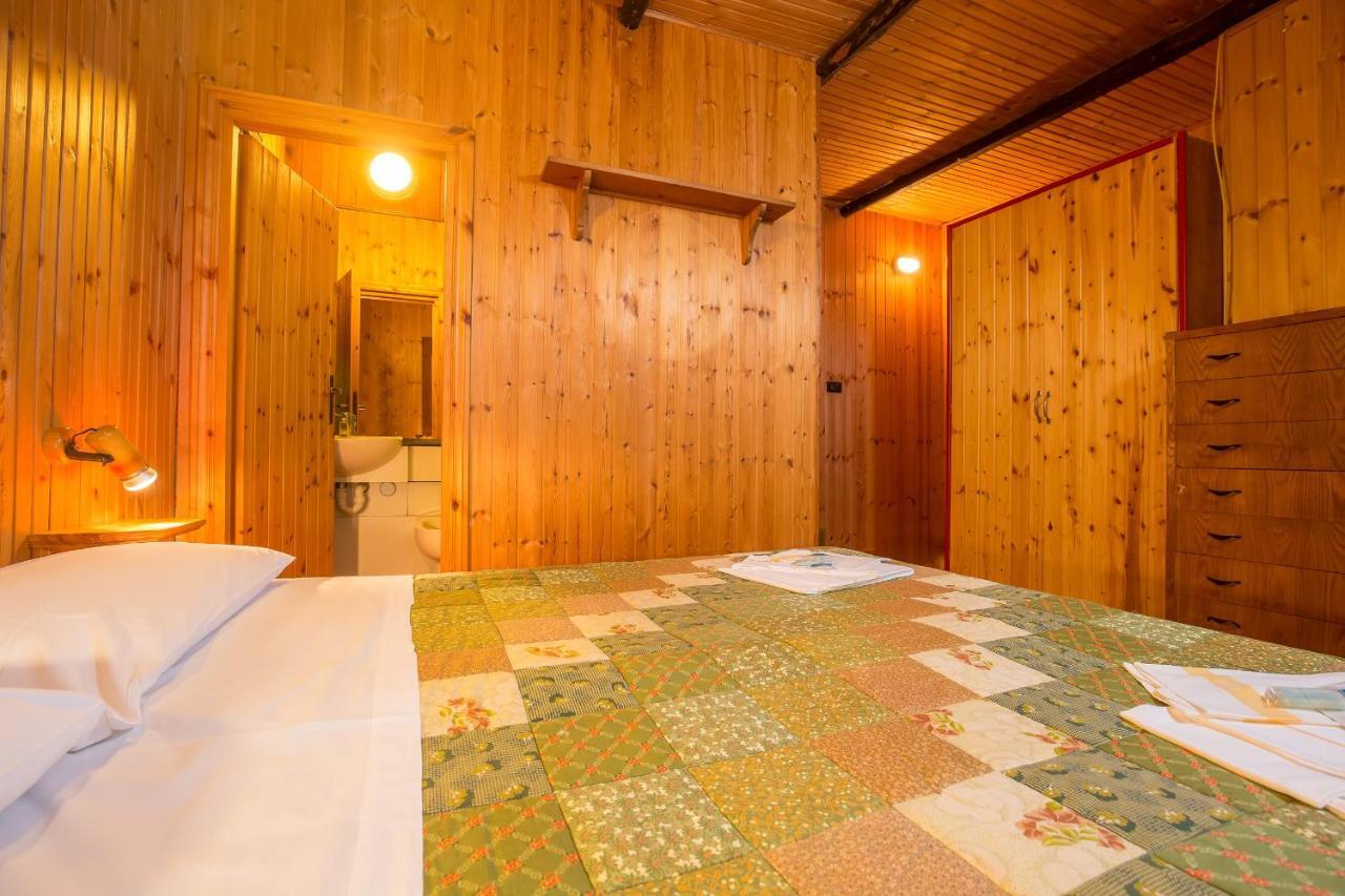 טרמינילו Hotel La Piccola Baita מראה חיצוני תמונה